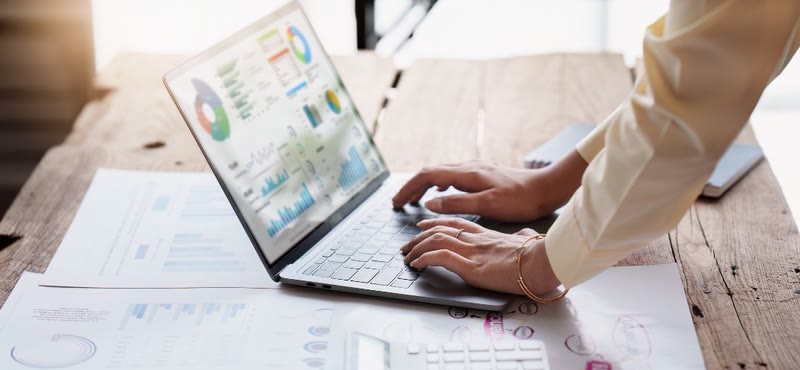 A Peviras virtual assistant managing business reporting
